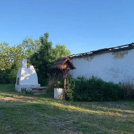 Kolokan Vendeghaz Nyaraló *