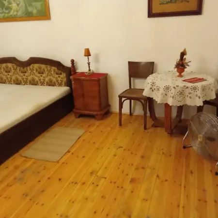 Kolokan Vendeghaz Sarud